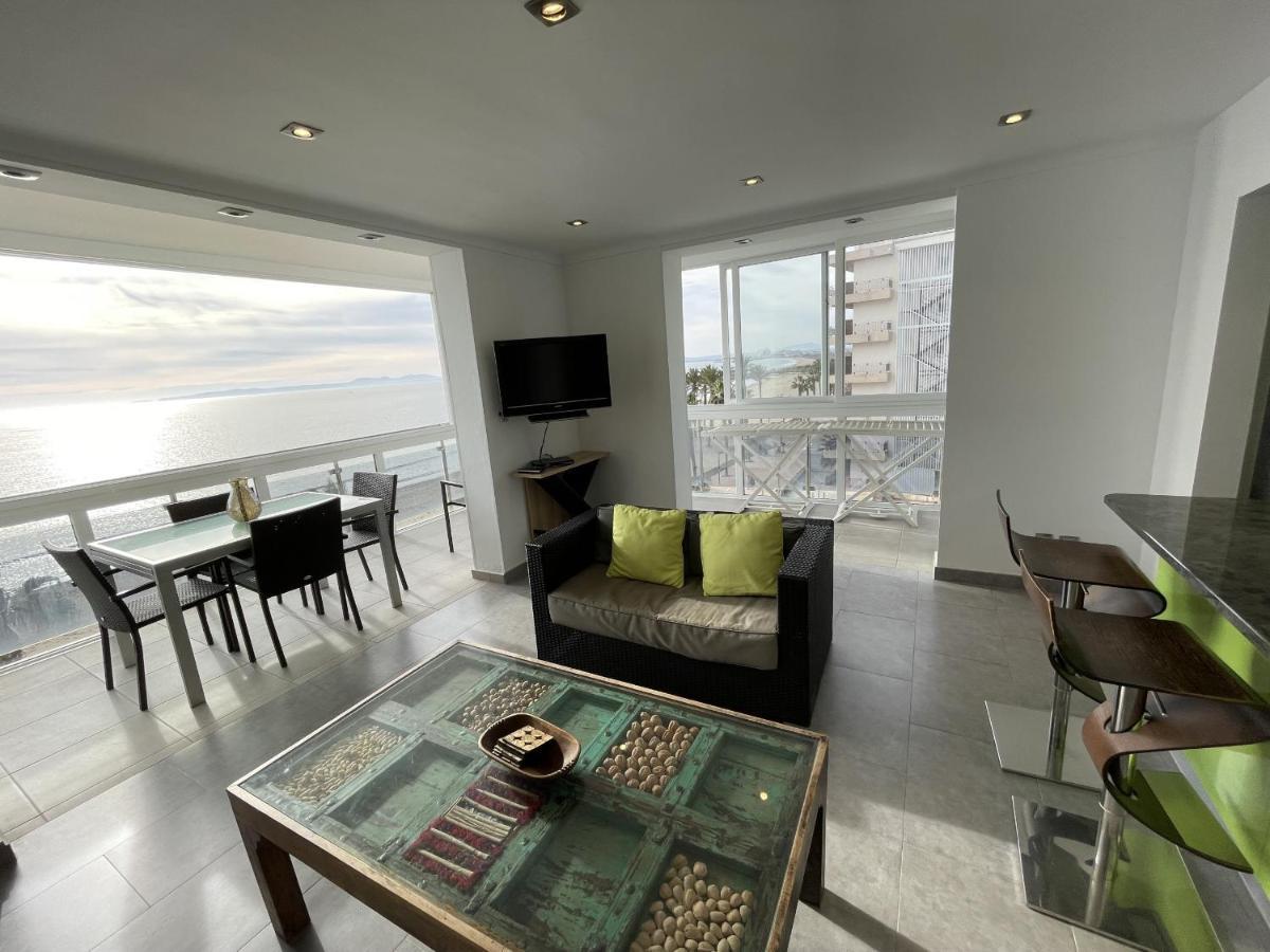 Apartment Front De 34 Roses