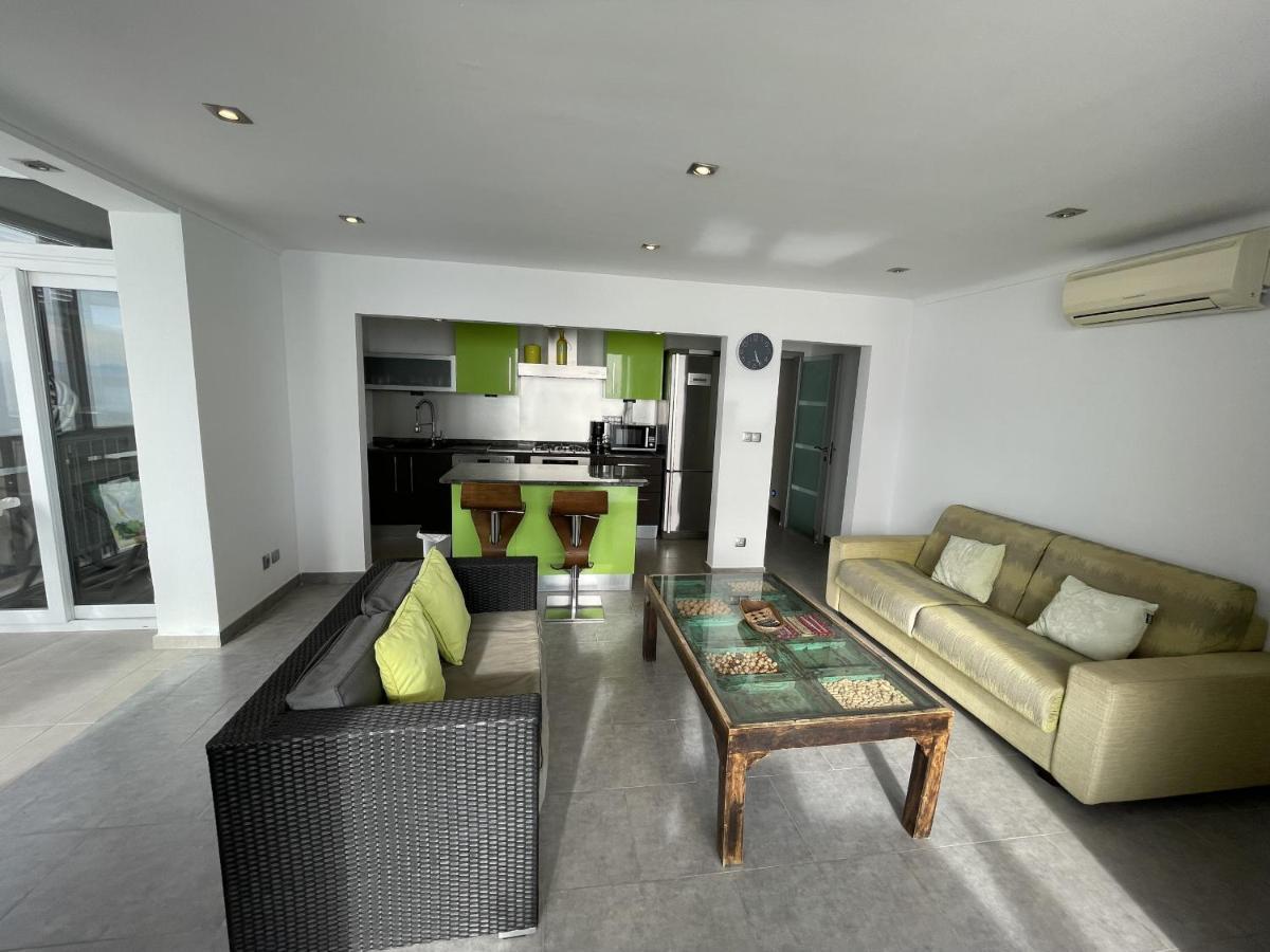 Apartment Front De 34 *