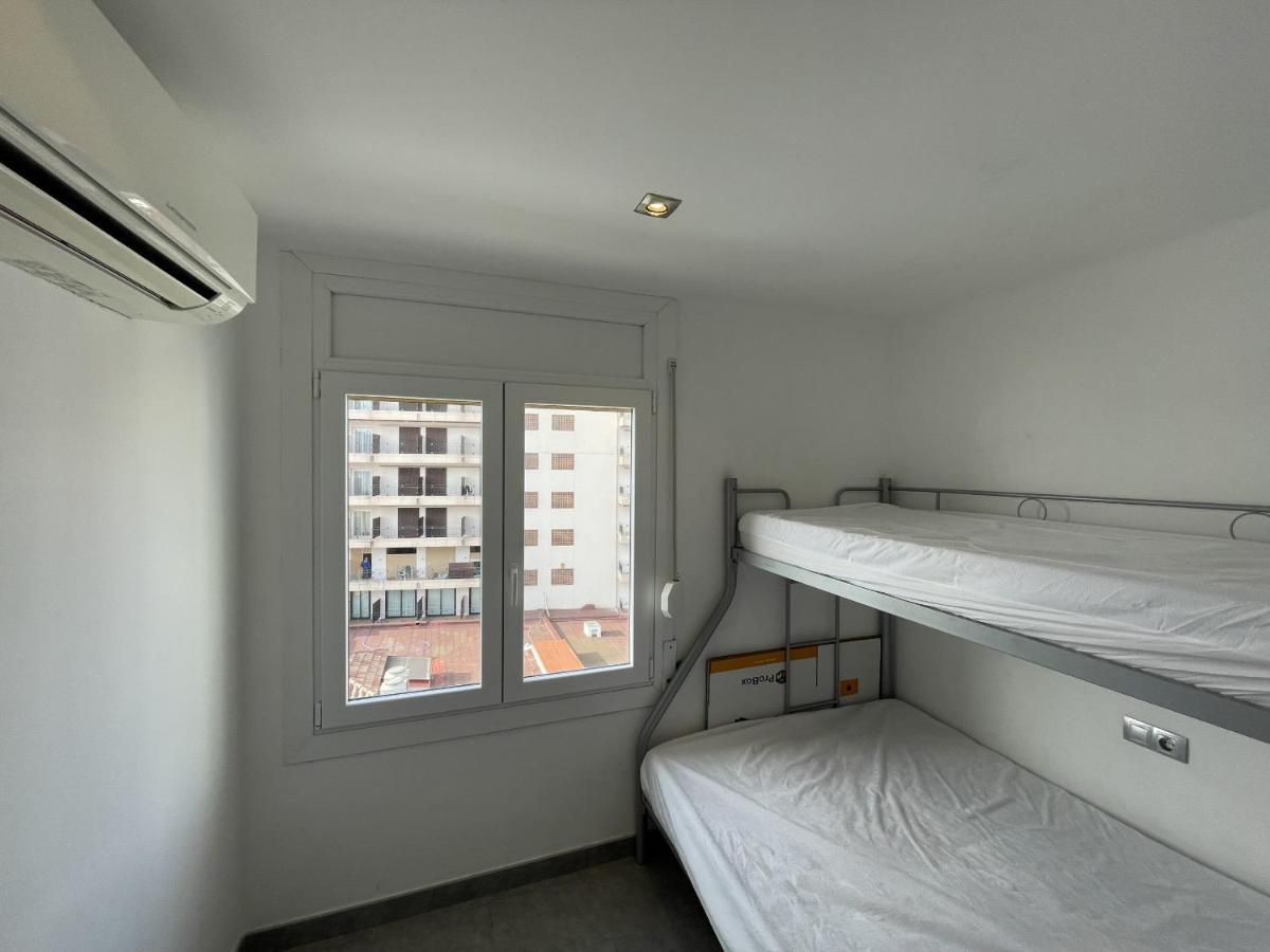 Apartment Front De 34 Roses
