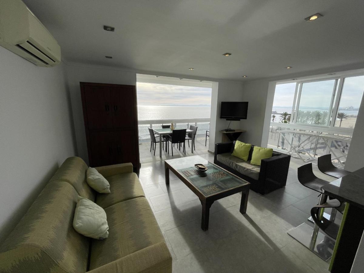 Front De 34 Apartment